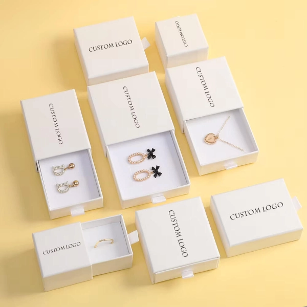 Luxury Custom Jewelry Box for Ring Necklace Earring Bracelet Storage and Gift Packaging