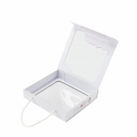Caja Imantada Ecológica para Envío de Ropa con Logo Personalizado
