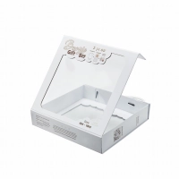 Caja Imantada Ecológica para Envío de Ropa con Logo Personalizado